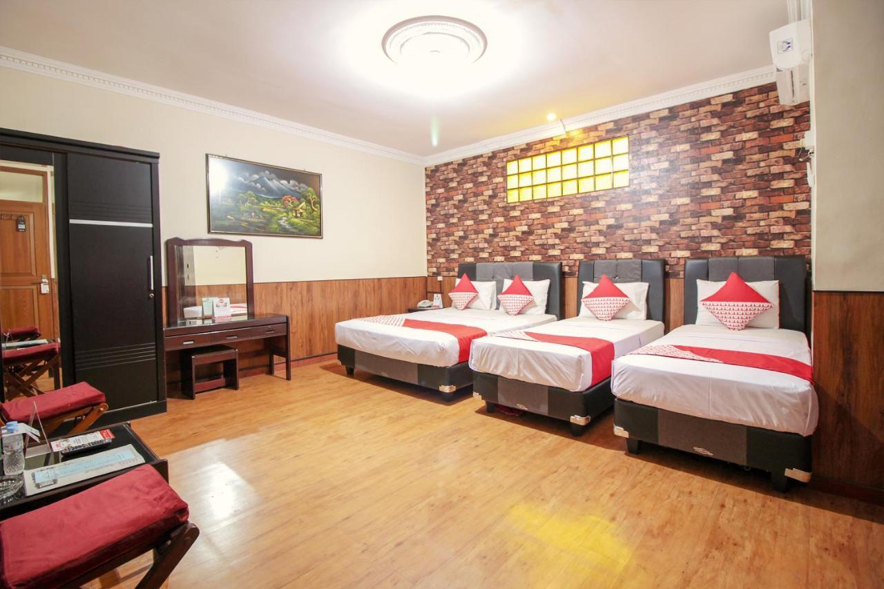 Vaccinated Staff - Oyo 352 Homestay Sabang Bandung Exterior foto
